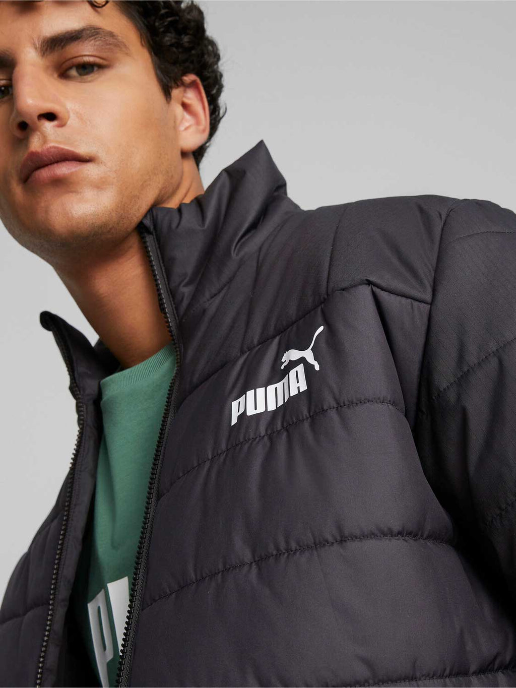 PUMA Яке ESS+ Padded