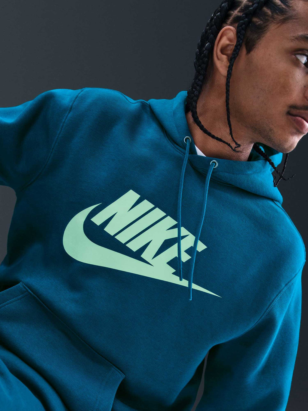 NIKE Суитшърт M NK CLUB BB PO GFX HOODIE