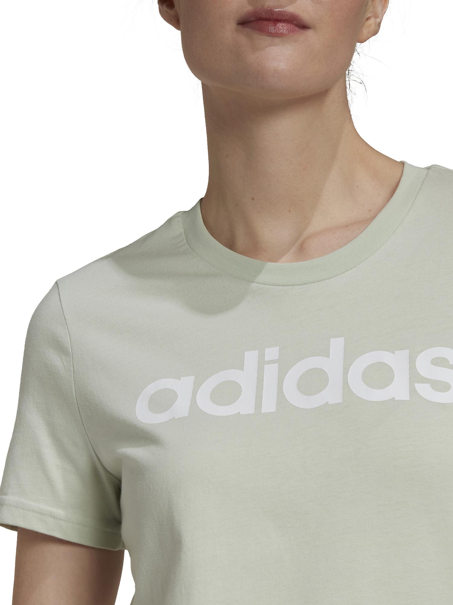 ADIDAS SPORTSWEAR Тениска LOUNGEWEAR Essentials Slim Logo