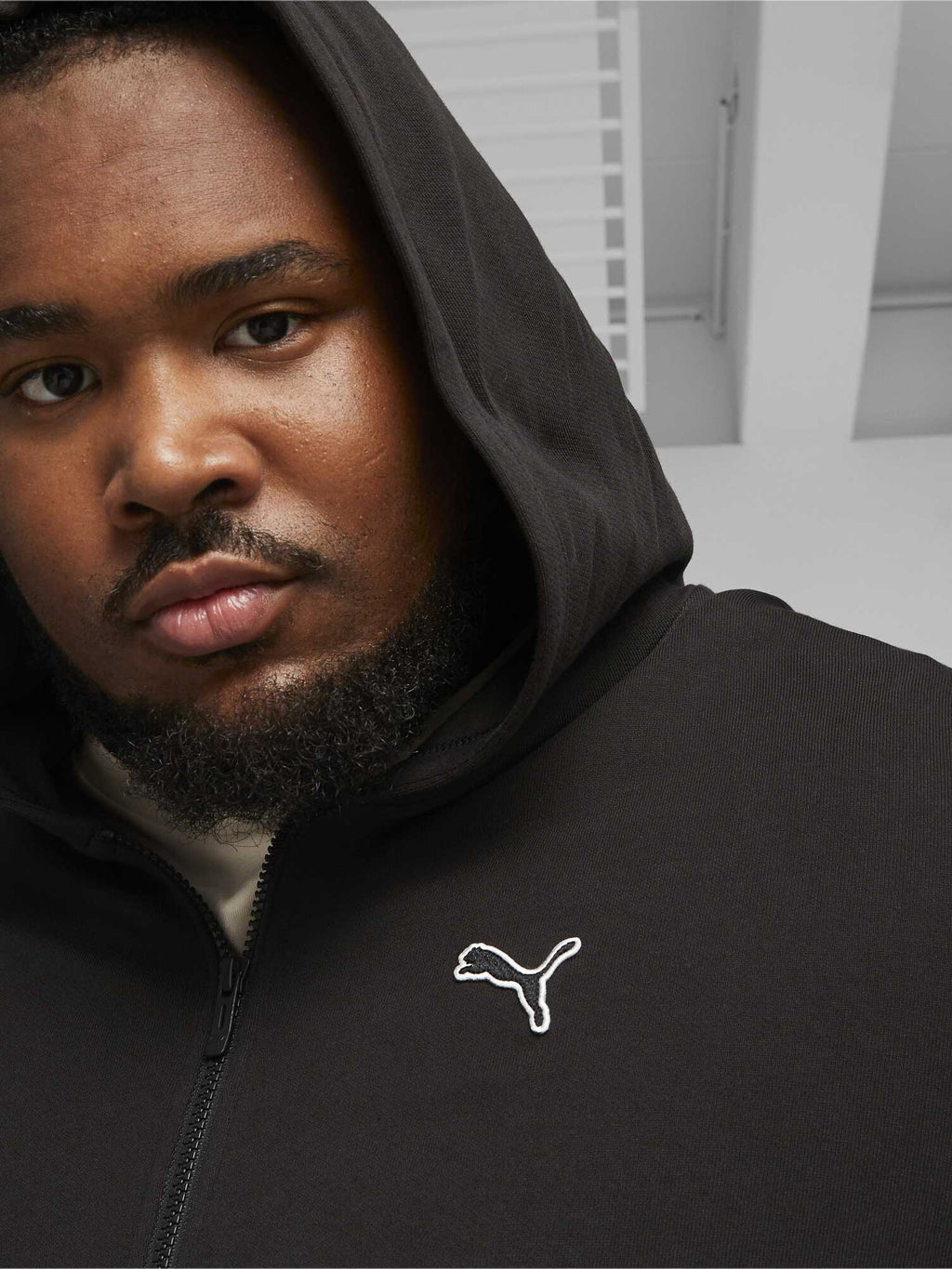 PUMA Суитшърт BETTER ESSENTIALS Full-Zip Hoodie TR