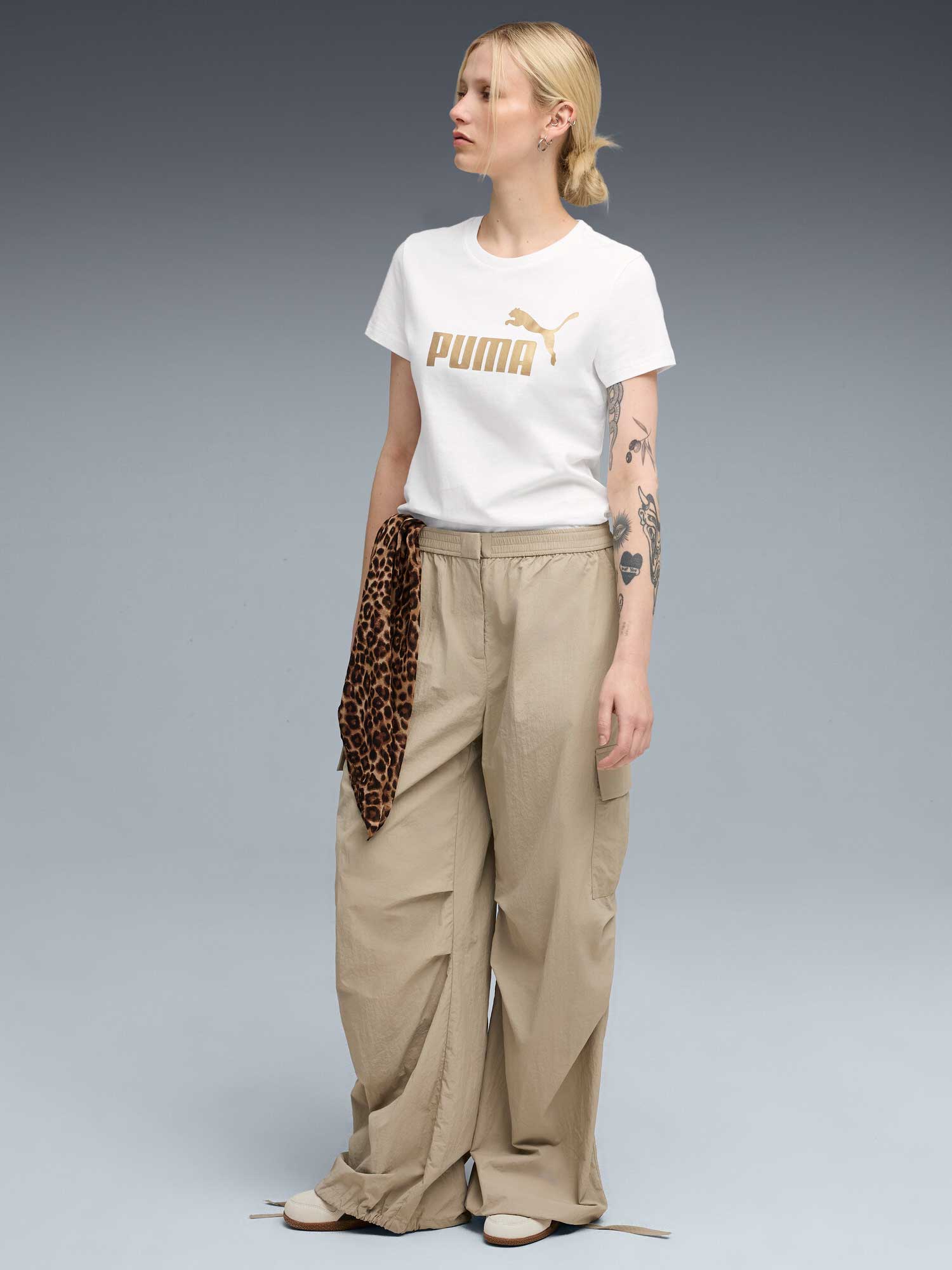 PUMA Тениска ESS METALLIC No. 1 Logo Tee