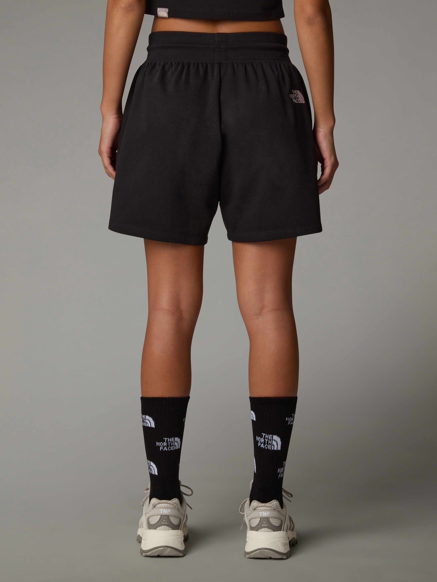 THE NORTH FACE Къси панталони W ESSENTIAL RELAXED SHORT