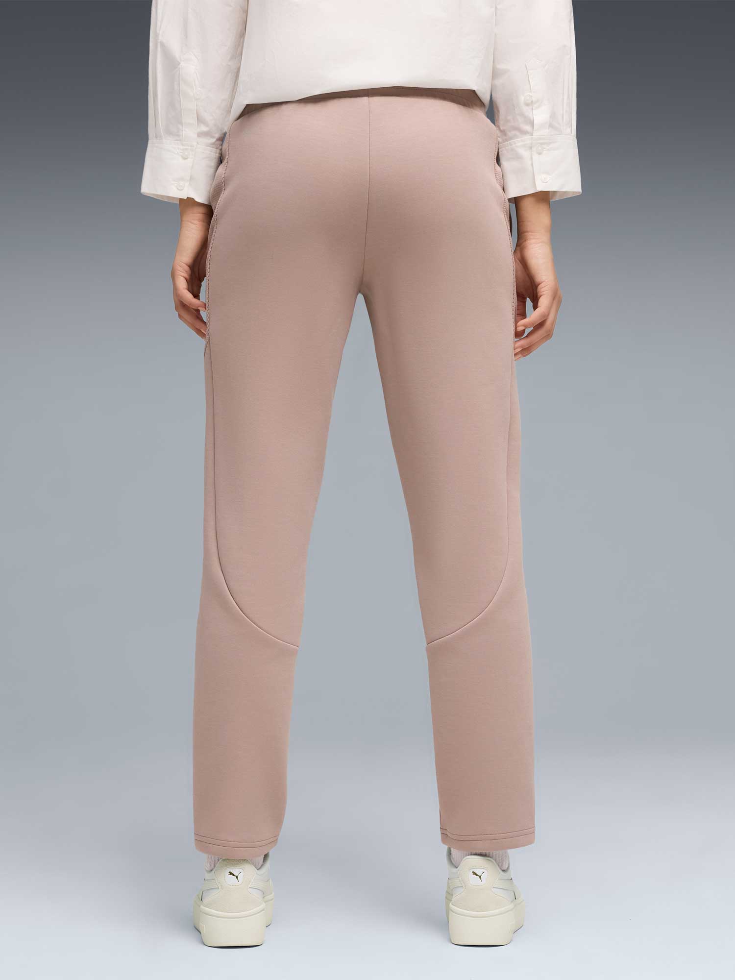 PUMA Спортно долнище EVOSTRIPE Sweatpants DK op