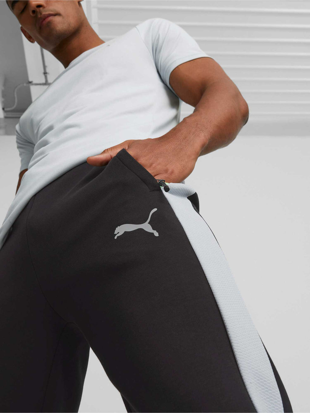 PUMA Спортно долнище EVOSTRIPE DK