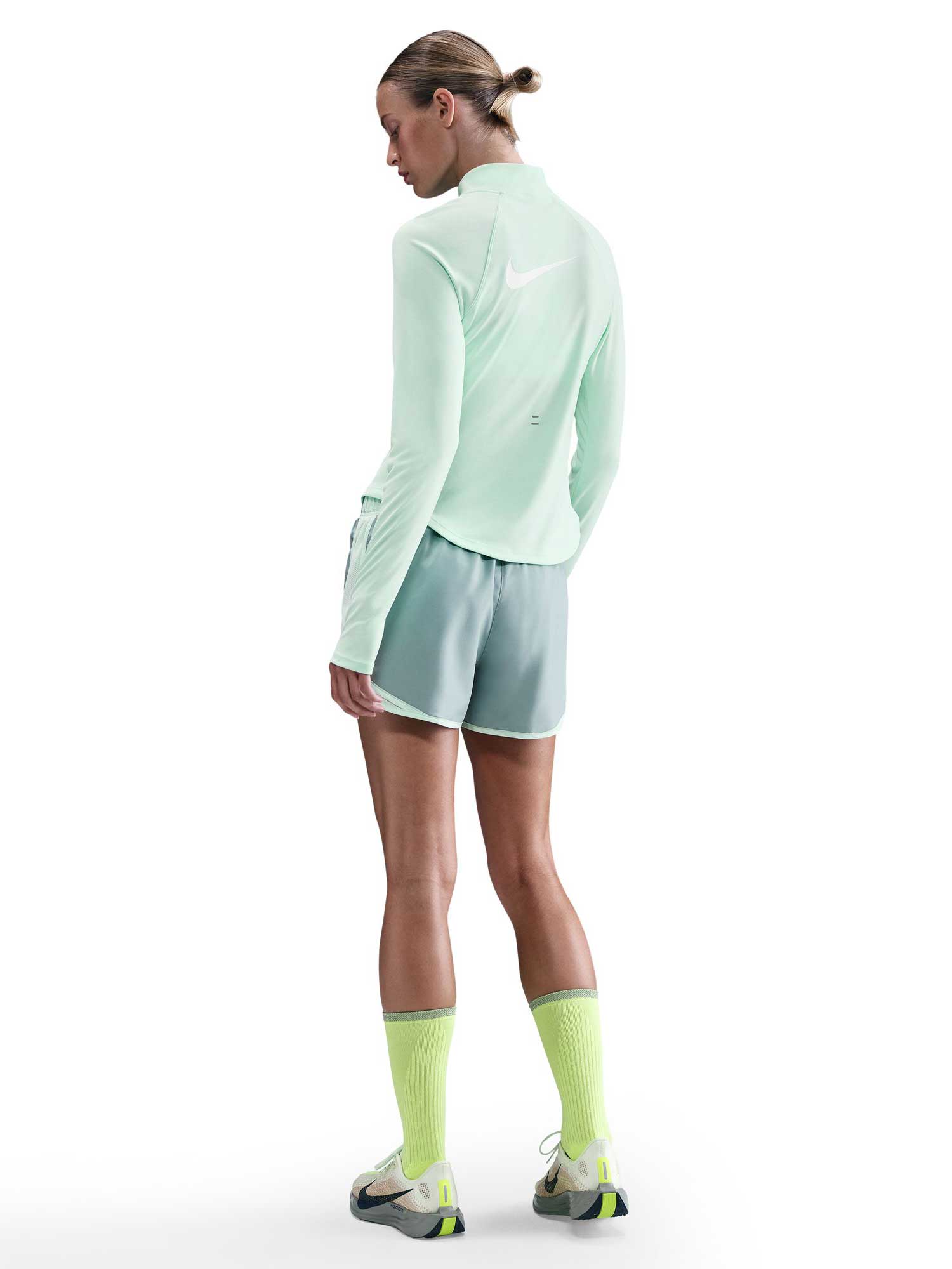 NIKE Блуза W NK TEMPO SWSH HBR DF HZ TOP