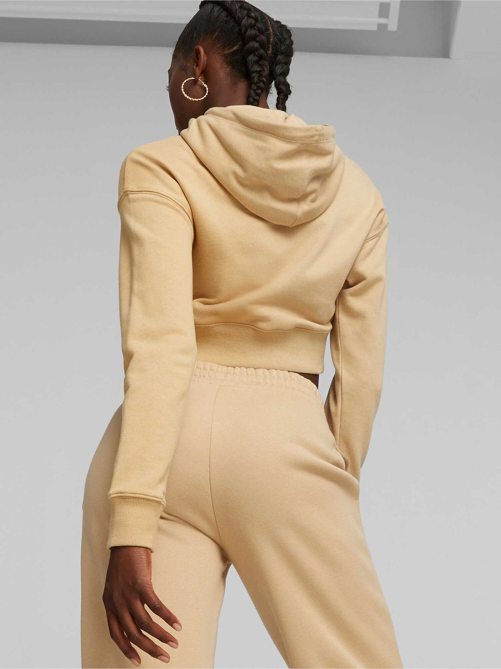 PUMA Суитшърт CLASSICS Cropped Hoodie TR
