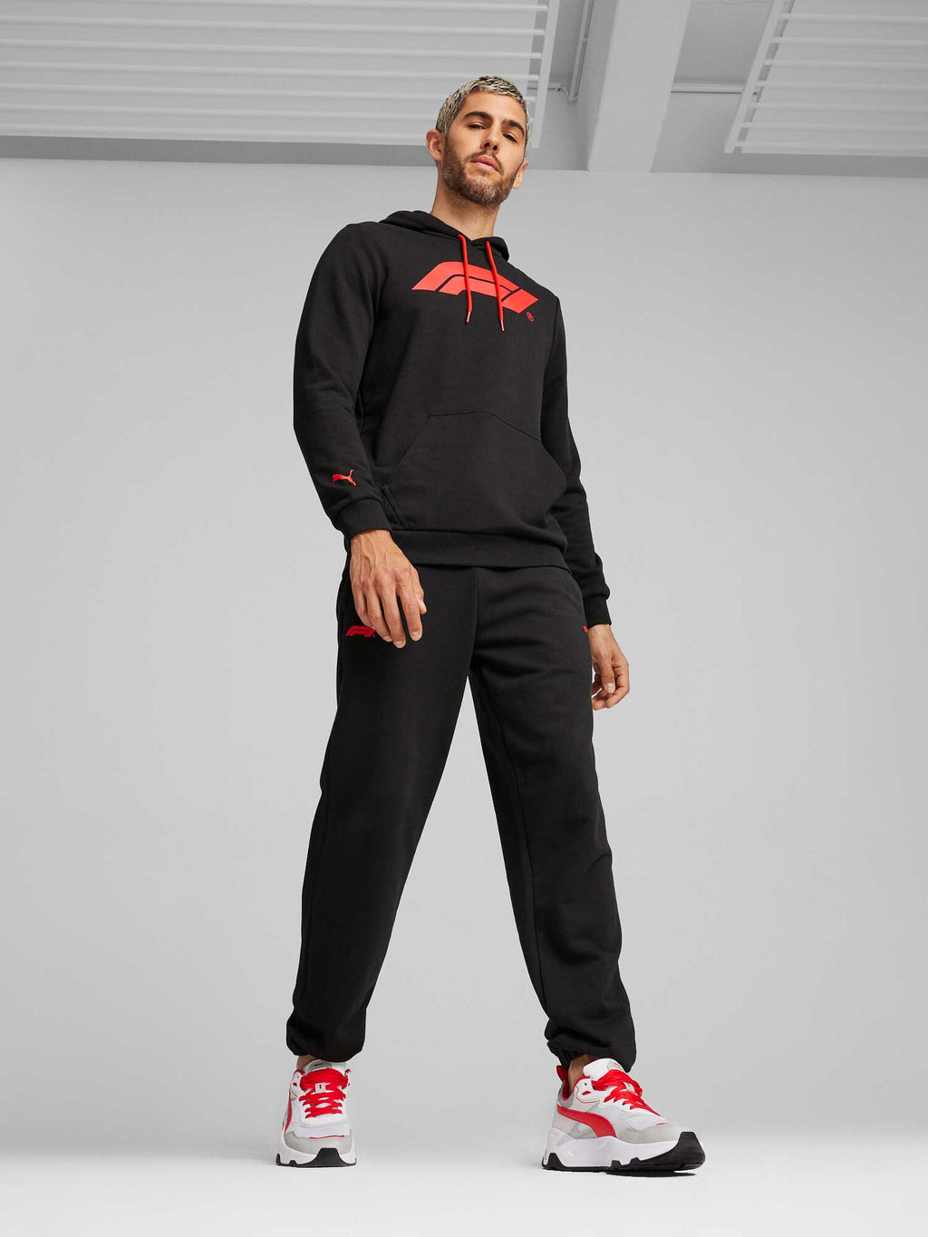 PUMA Спортно долнище F1 ESS Sweatpants