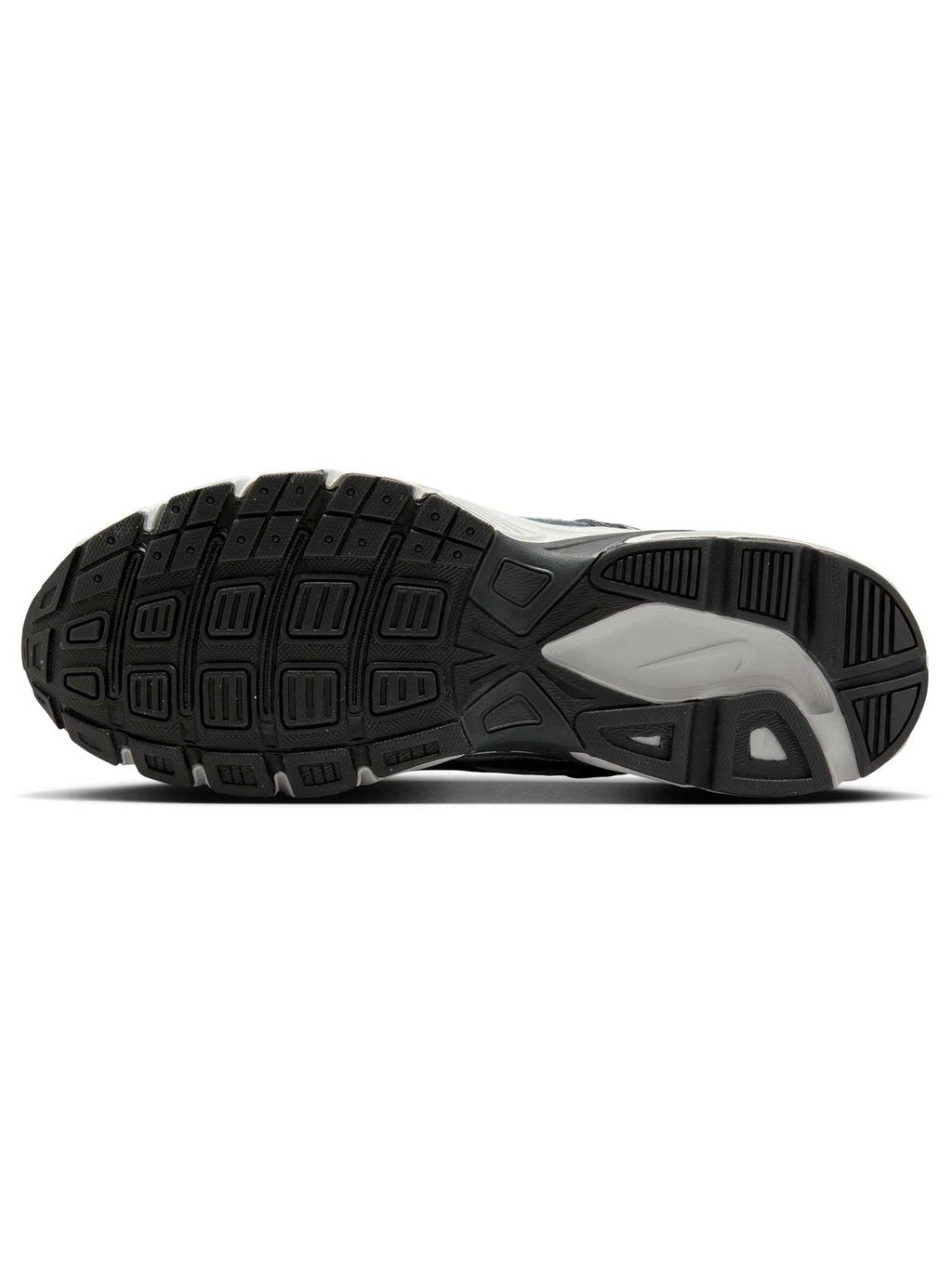 NIKE Обувки INITIATOR