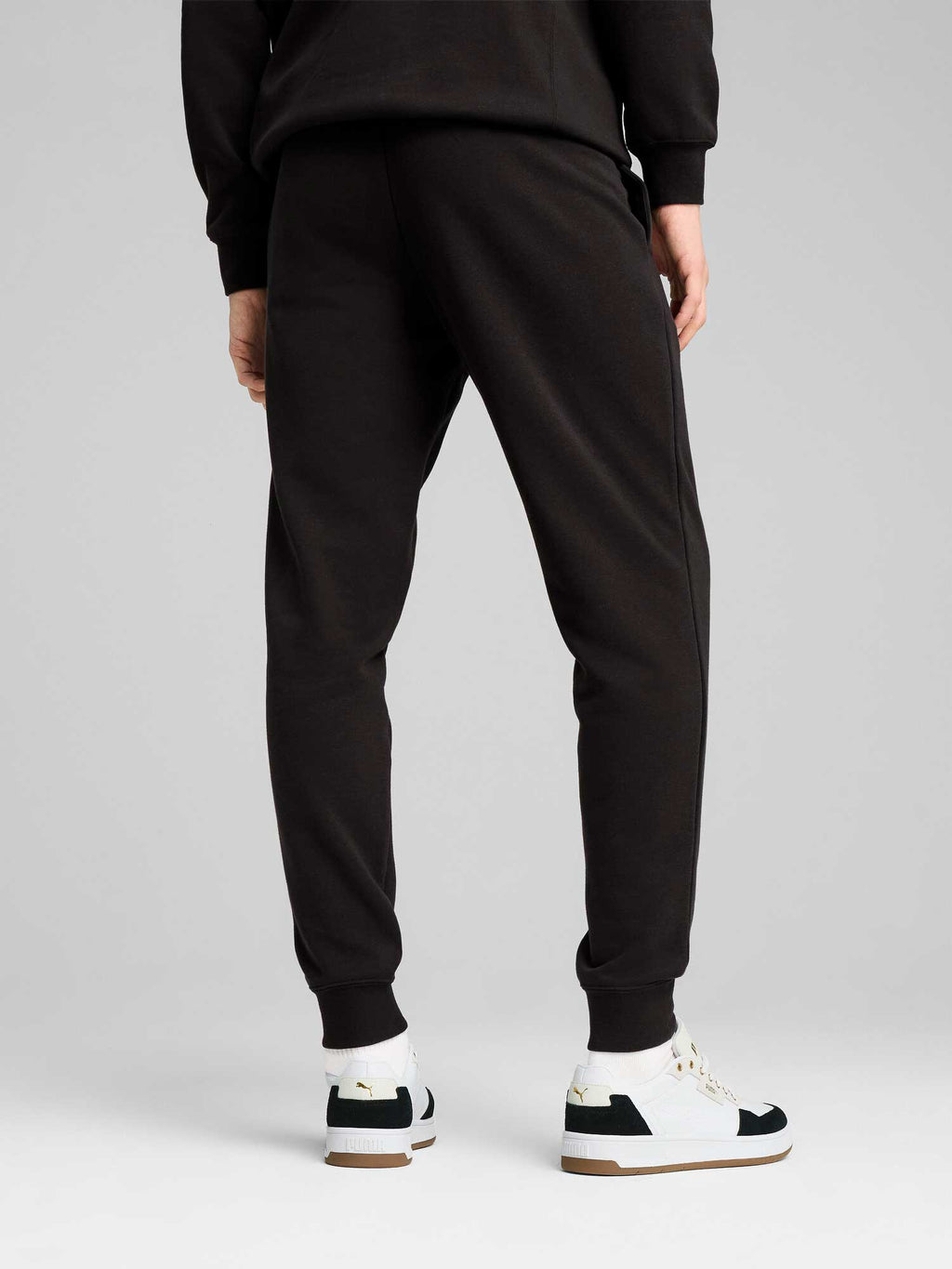 PUMA Спортно долнище SQUAD Sweatpants TR cl