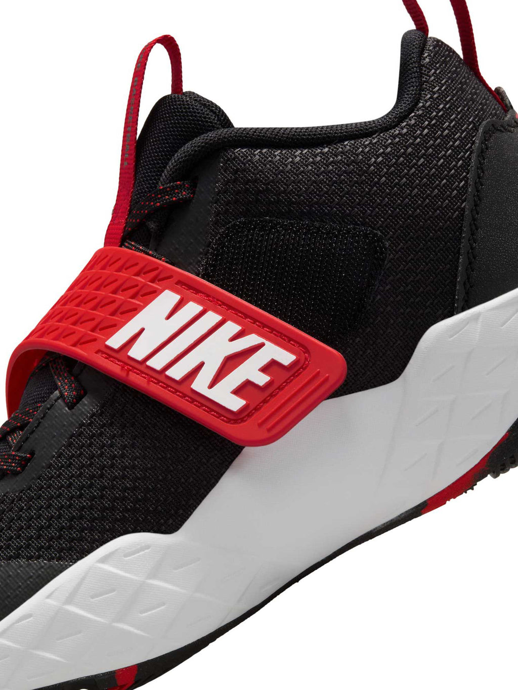 NIKE Обувки TEAM HUSTLE D 12 (GS)
