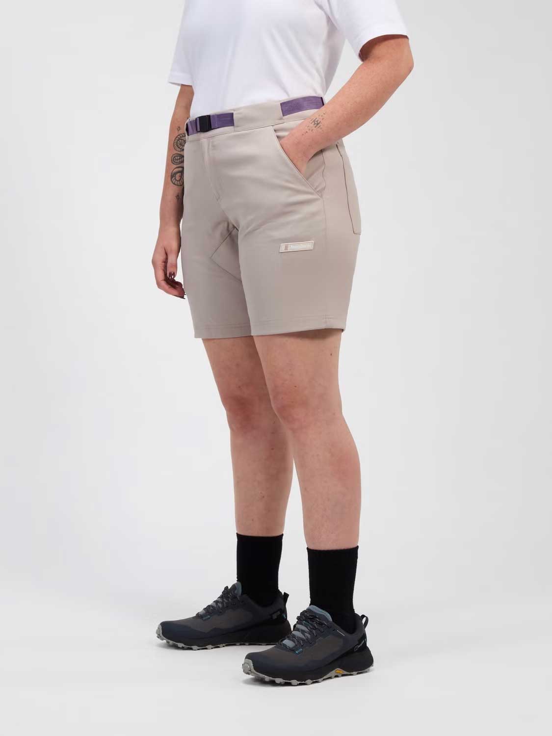BERGHAUS Къси панталони U SUNNED PEAK SHORT