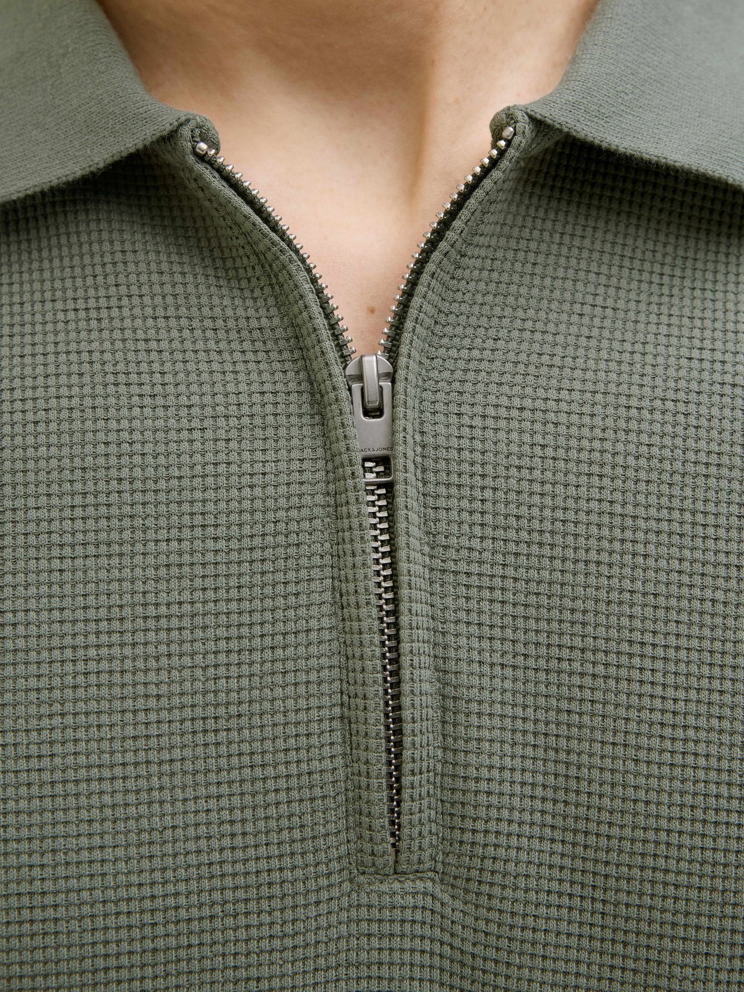 JACK & JONES Тениска JJEAUSTIN ZIP POLO SS NOOS