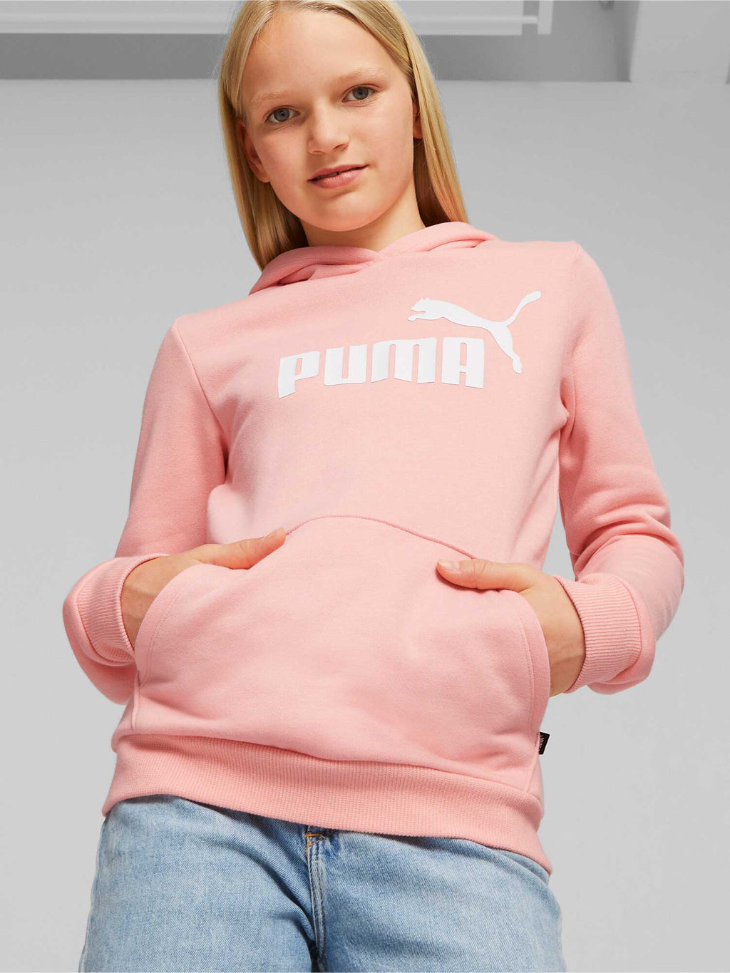 PUMA Суитшърт ESS Logo Hoodie FL G
