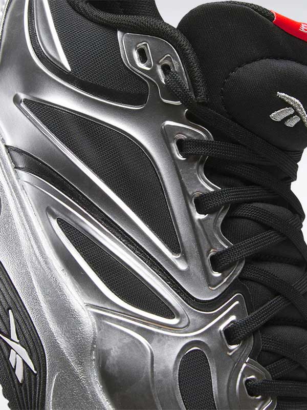 REEBOK Обувки ENGINE A