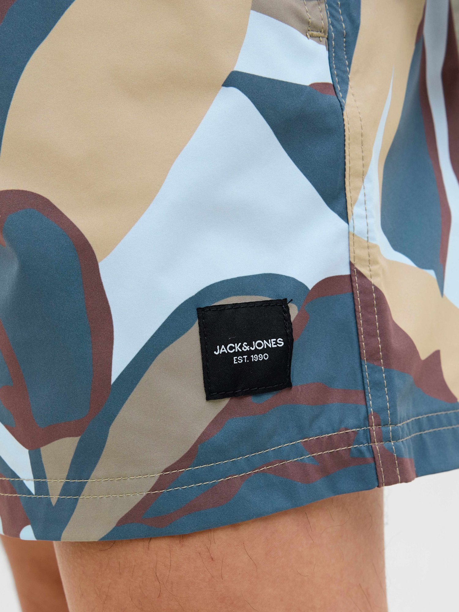 JACK & JONES Плувни шорти JPSTMAUI JJSWIM OCEAN DAYS AKM