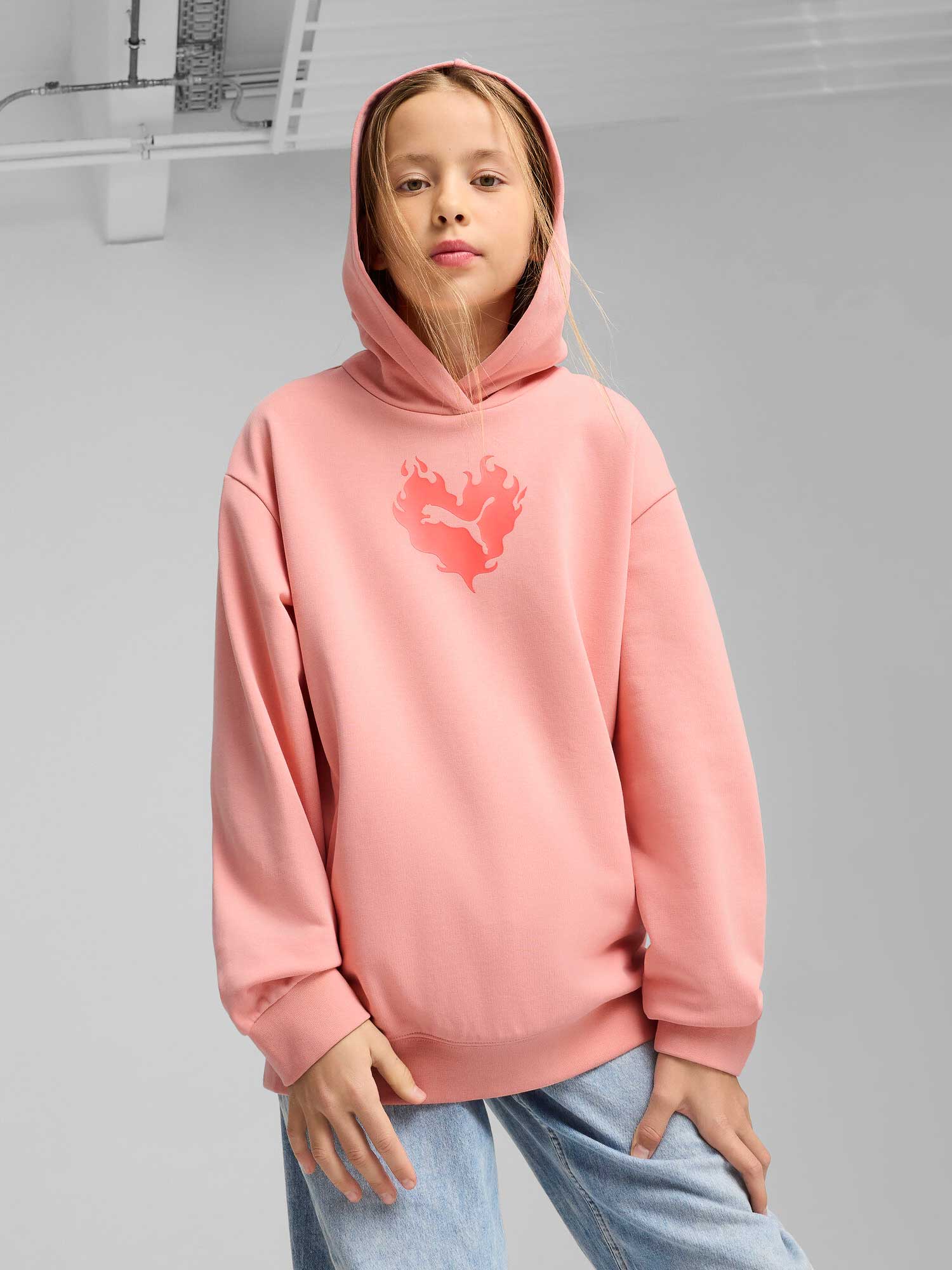 PUMA Суитшърт ESS FLAMING LOVE Hoodie TR G