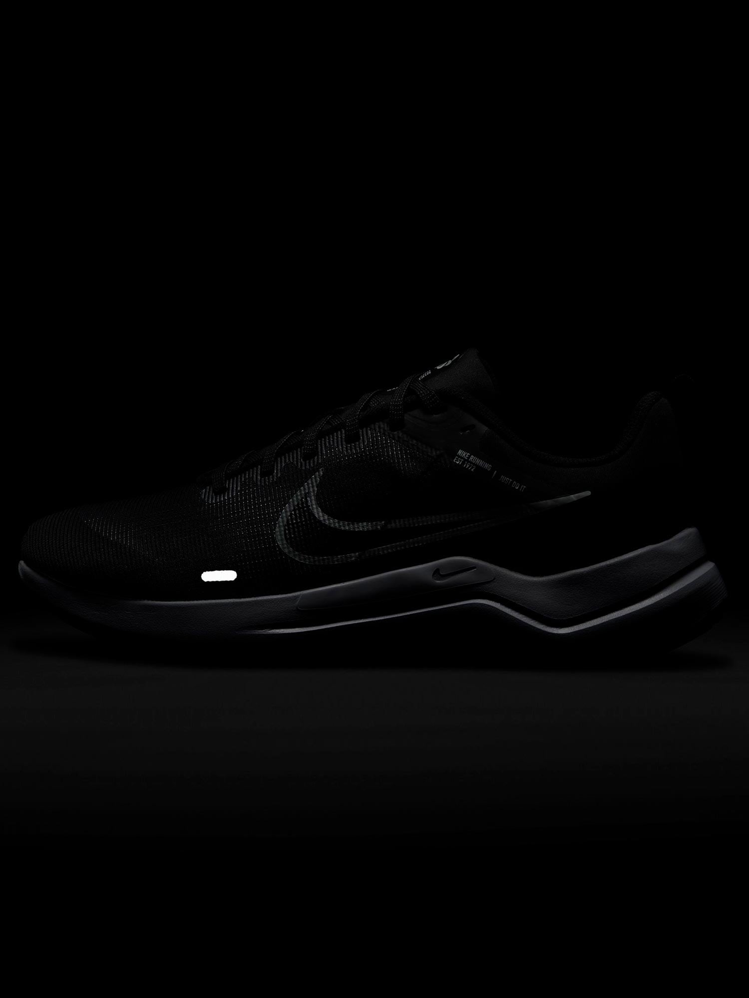 NIKE Обувки W DOWNSHIFTER 12