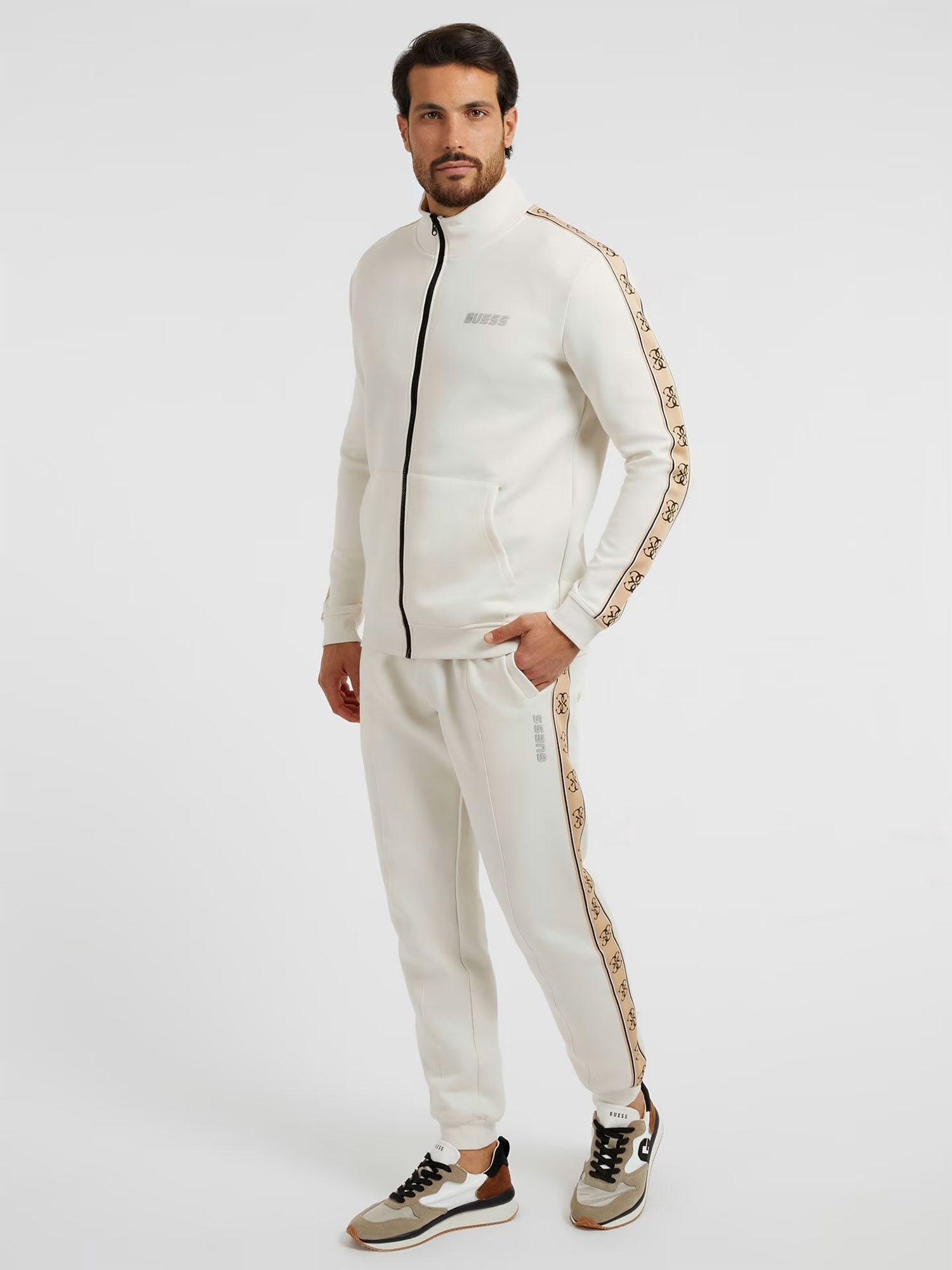 GUESS Спортно долнище MICKEY CUFF PANT