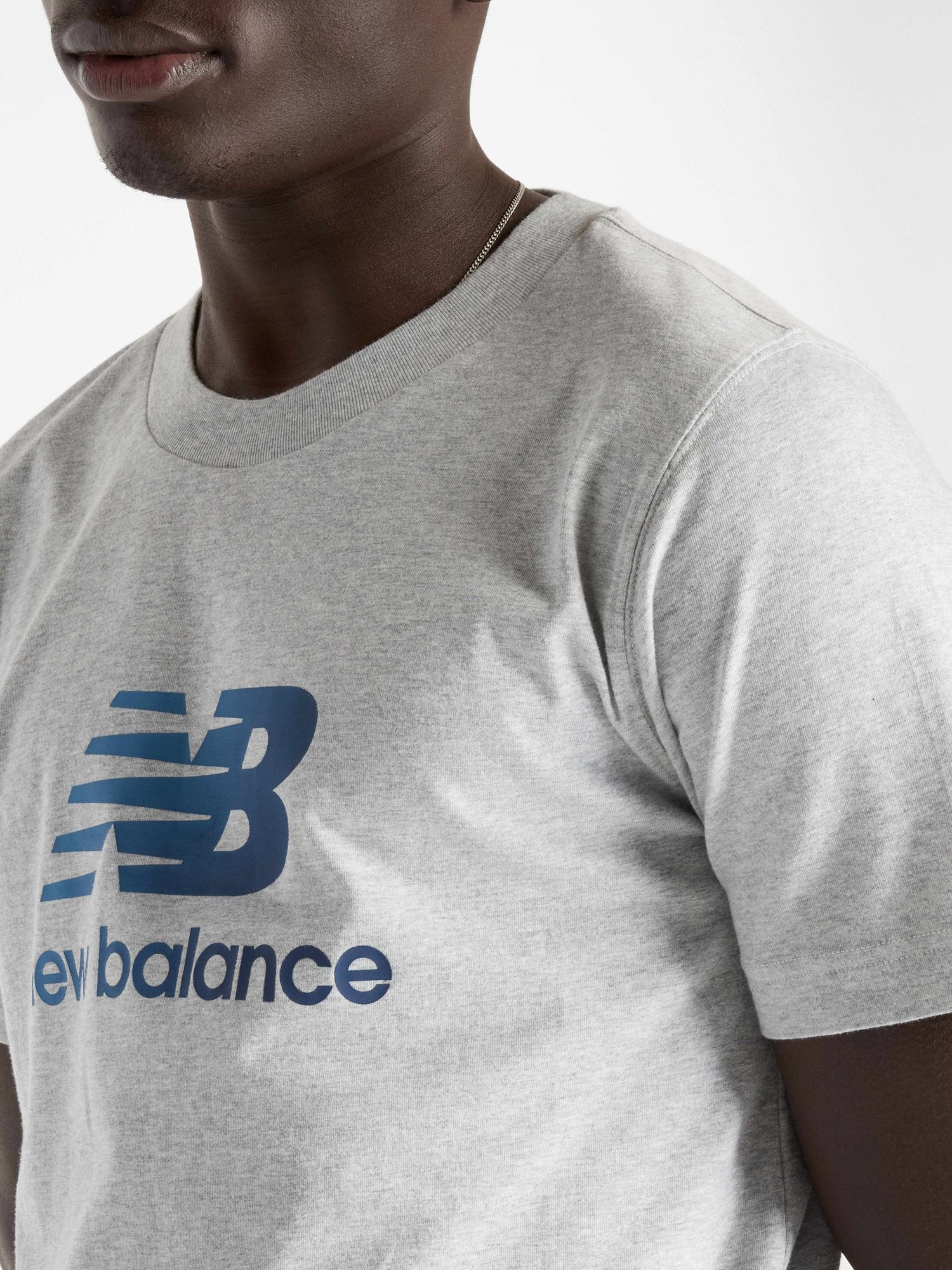 NEW BALANCE Тениска SHIRT SPORT ESSENTIALS GRADIENT