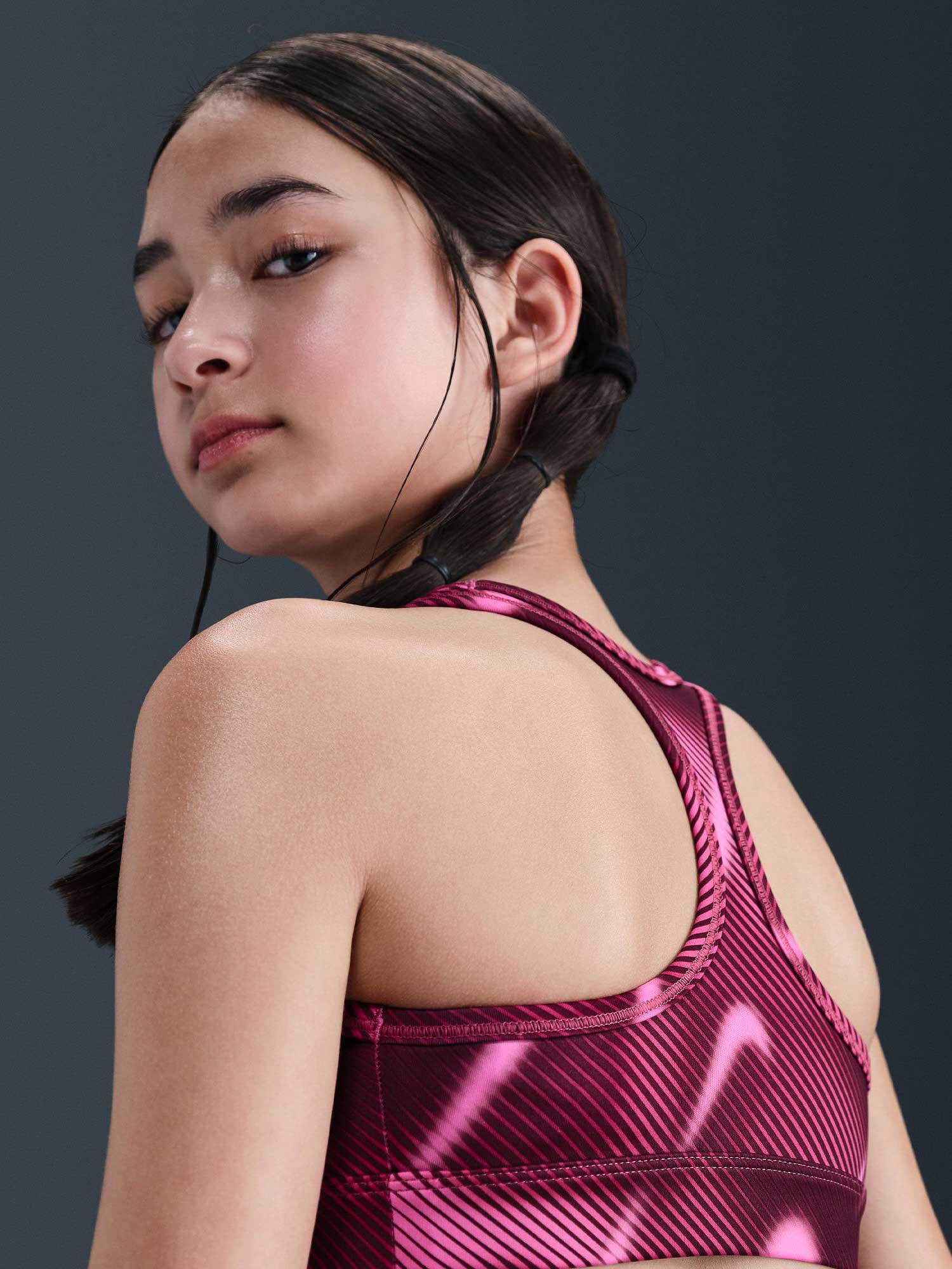 NIKE Спортен сутиен G NP SWSH BRA SPORT VNR
