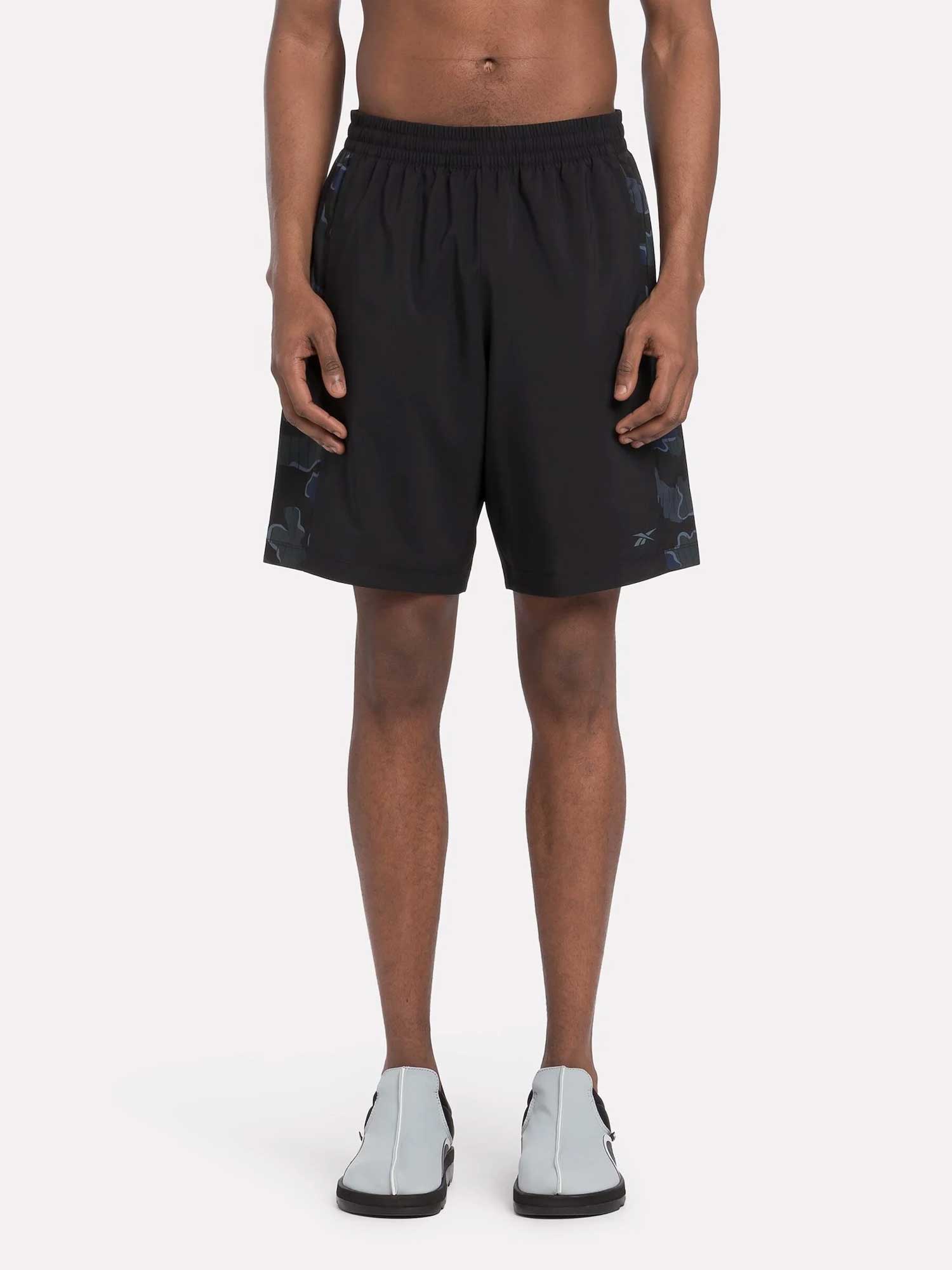 REEBOK Къси панталони TRAIN MOTION CAMO SHORT