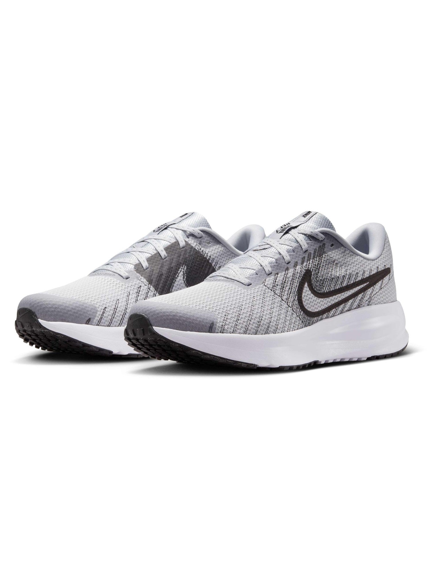 NIKE Обувки RUN DEFY