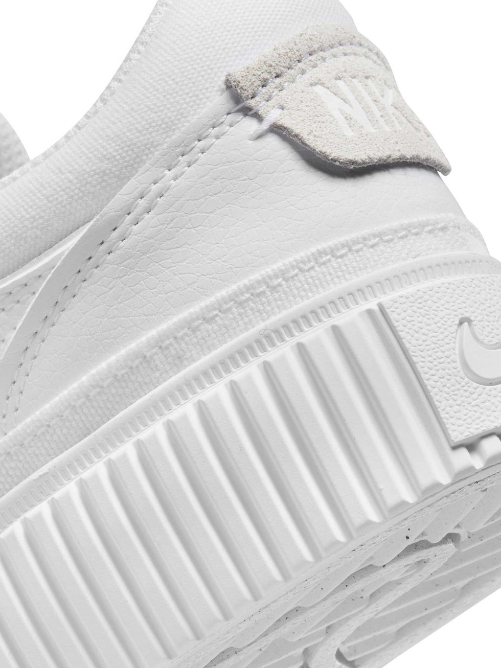 NIKE Обувки WMNS COURT LEGACY LIFT