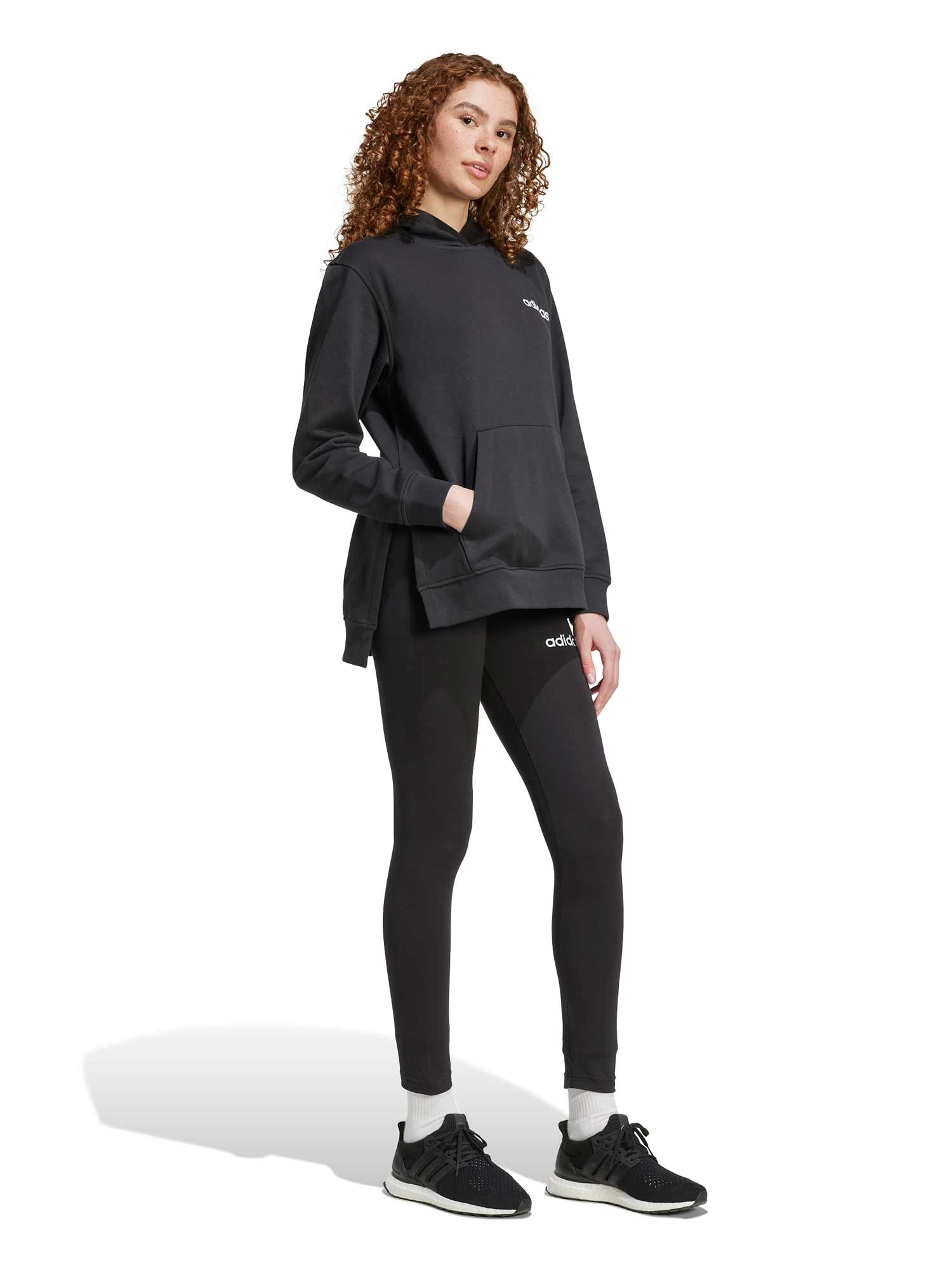 ADIDAS SPORTSWEAR Спортен екип Leisure Tracksuit