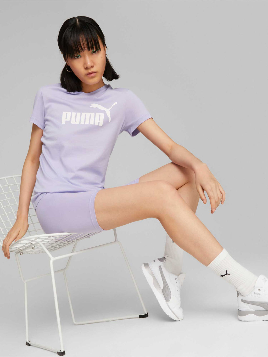 PUMA Тениска ESS V-Neck