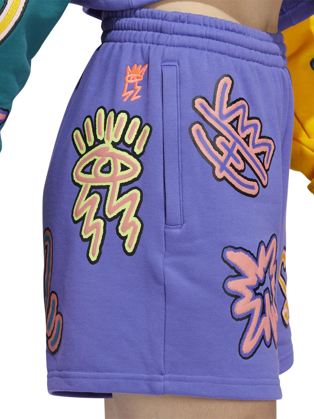 ADIDAS ORIGINALS Къси панталони Love Unites Loose