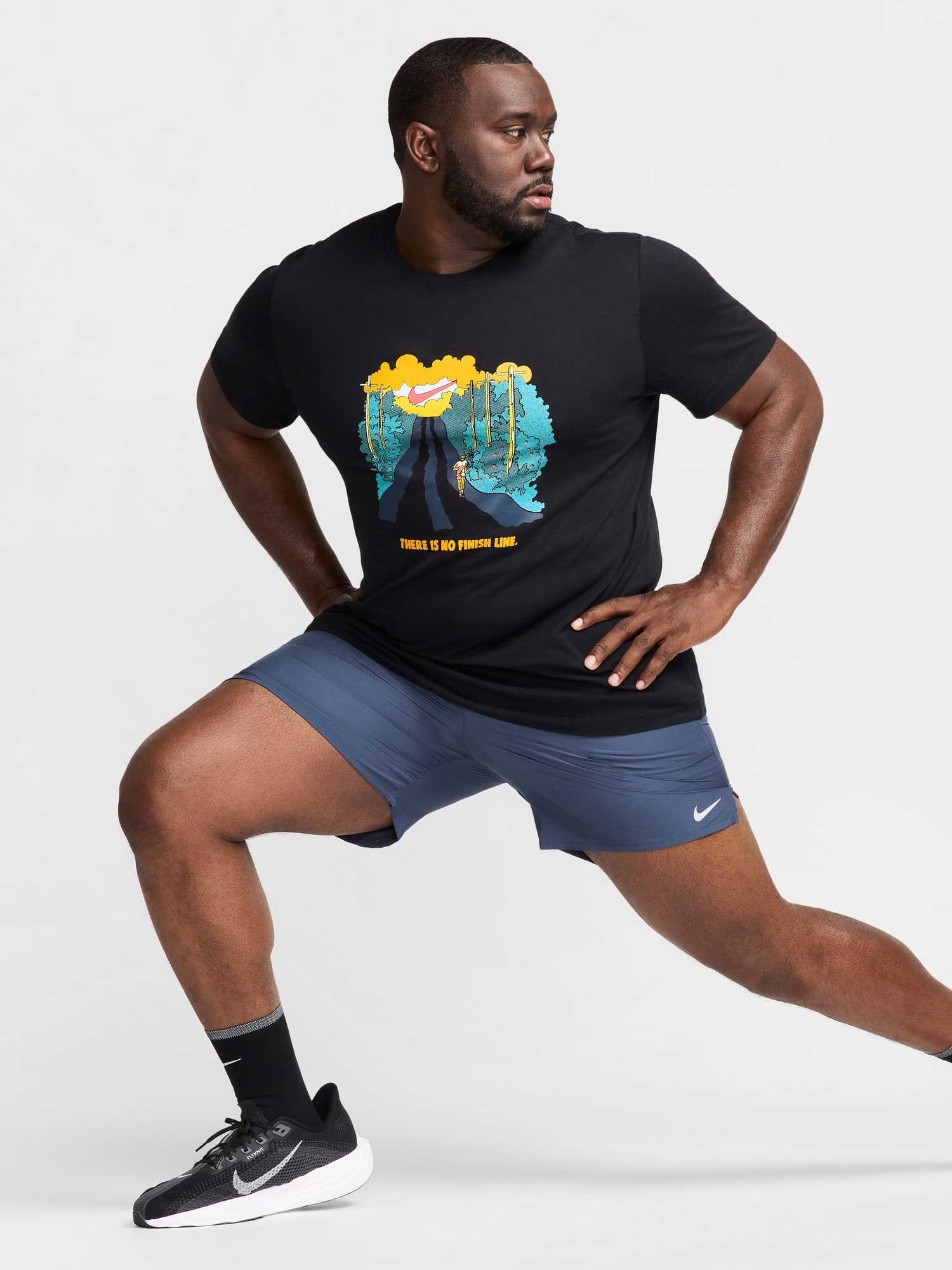 NIKE Тениска M NK TEE RUN IYKYK