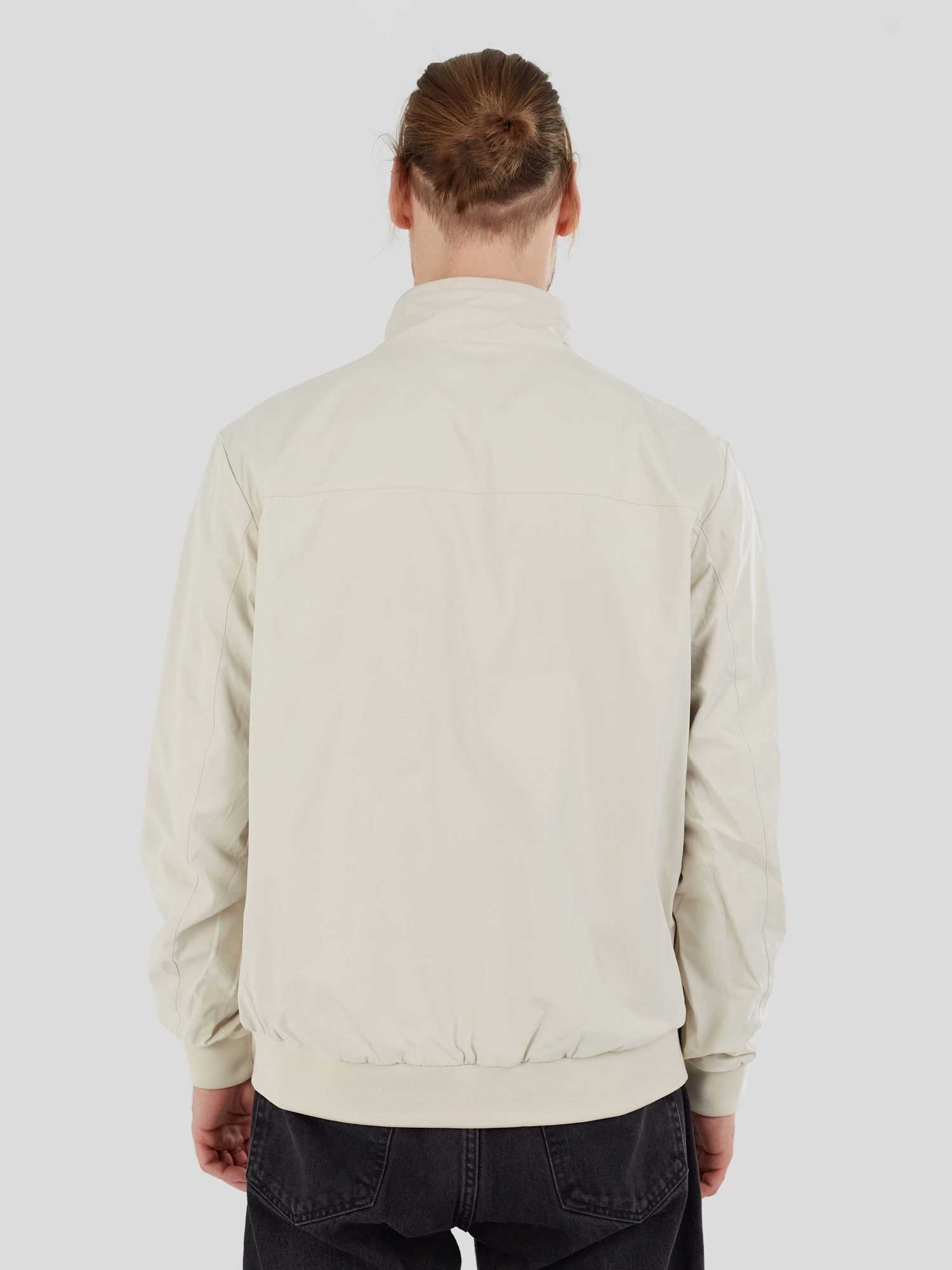 FUNDANGO Яке Harrington