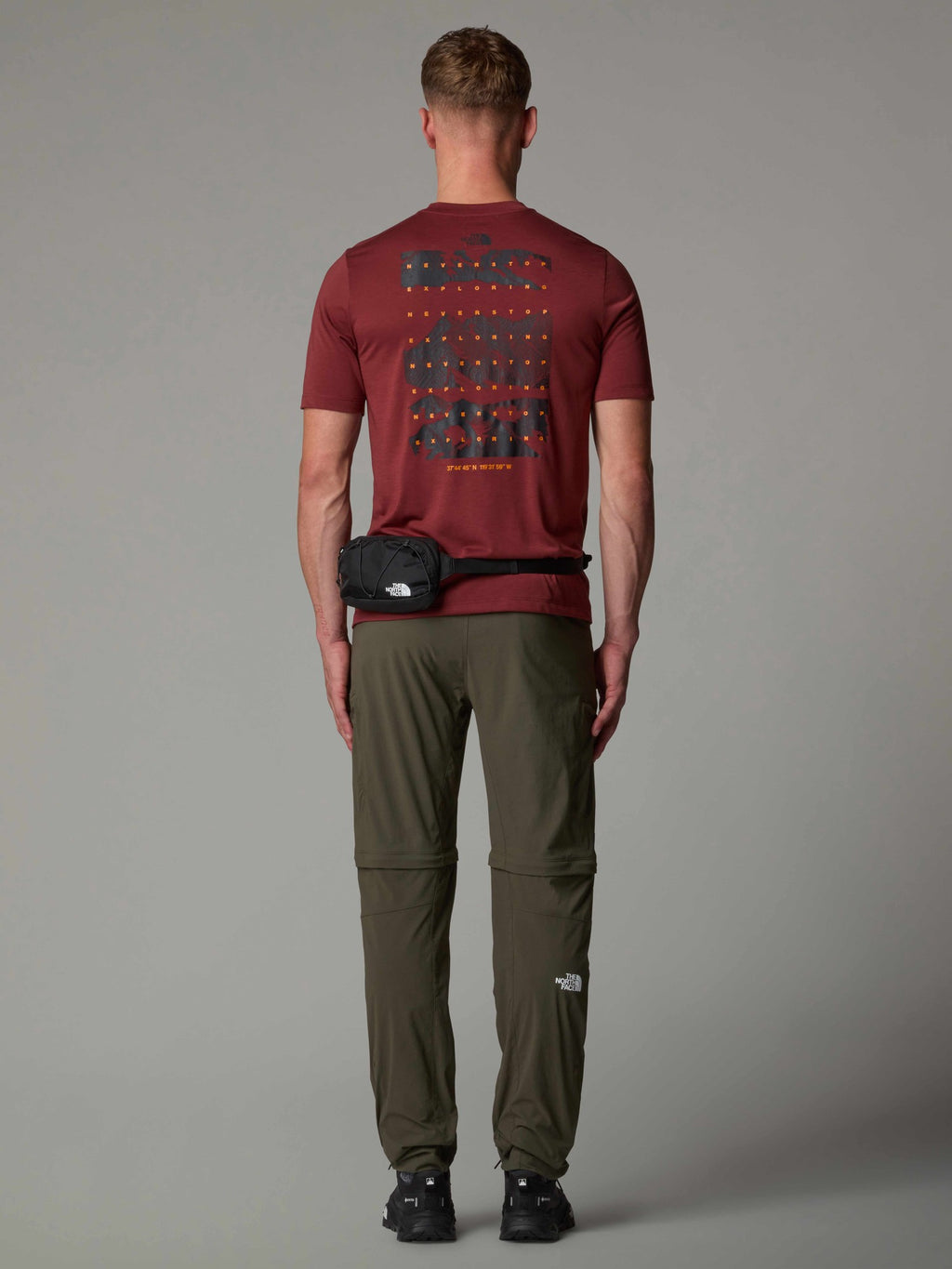 THE NORTH FACE Тениска M FOUNDATION MOUNTAINS FACES TEE