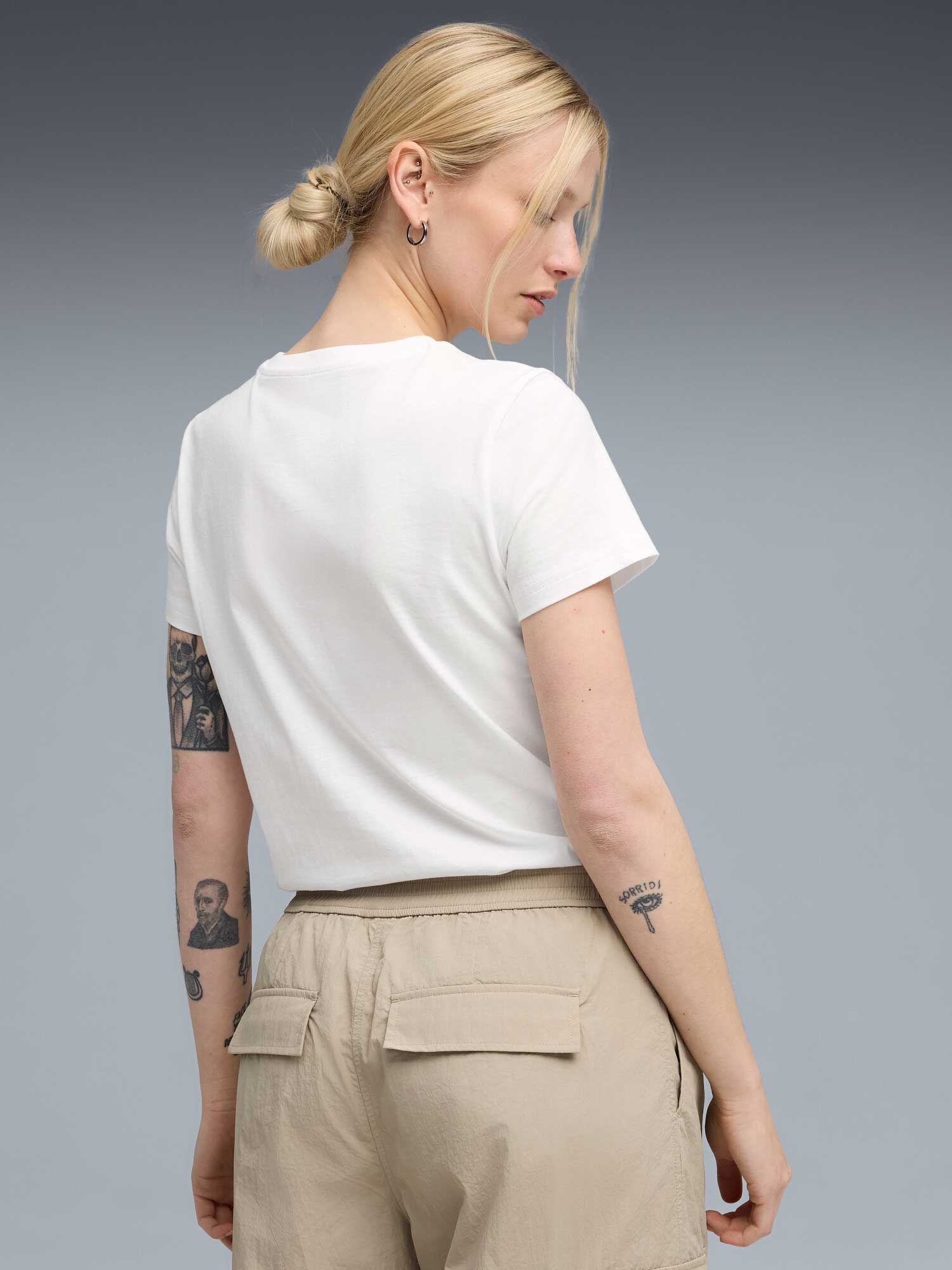 PUMA Тениска ESS METALLIC No. 1 Logo Tee