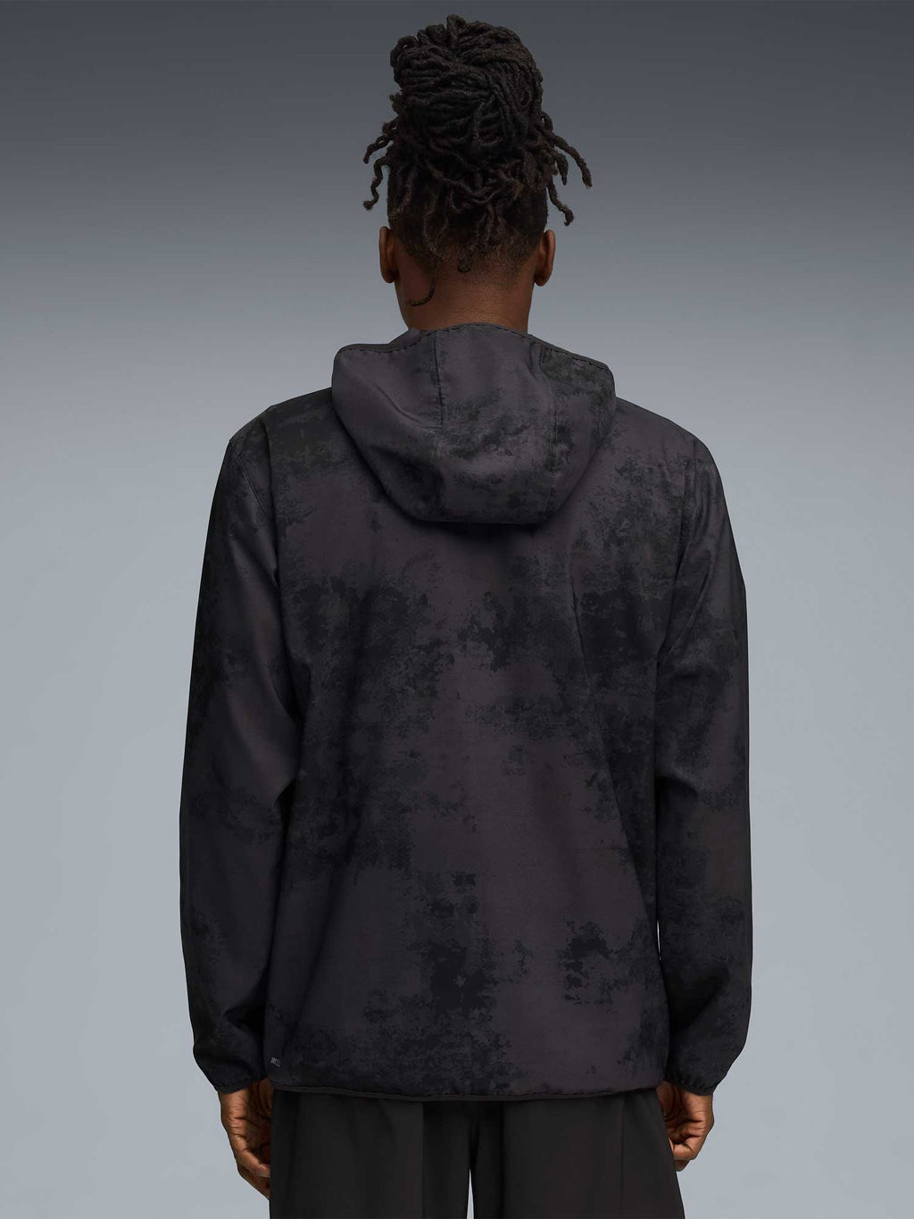 PUMA Ветровка M TAD ESSENTIAL AOP Woven Jacket